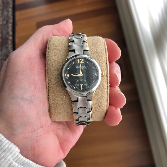 BNIB ladies Vetania watch - Picture 11 of 16